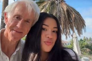 Dívejte, jak je znechucená, když ho líbá, kritizují lidé. Dívka randí se seniorem starším o 51 let